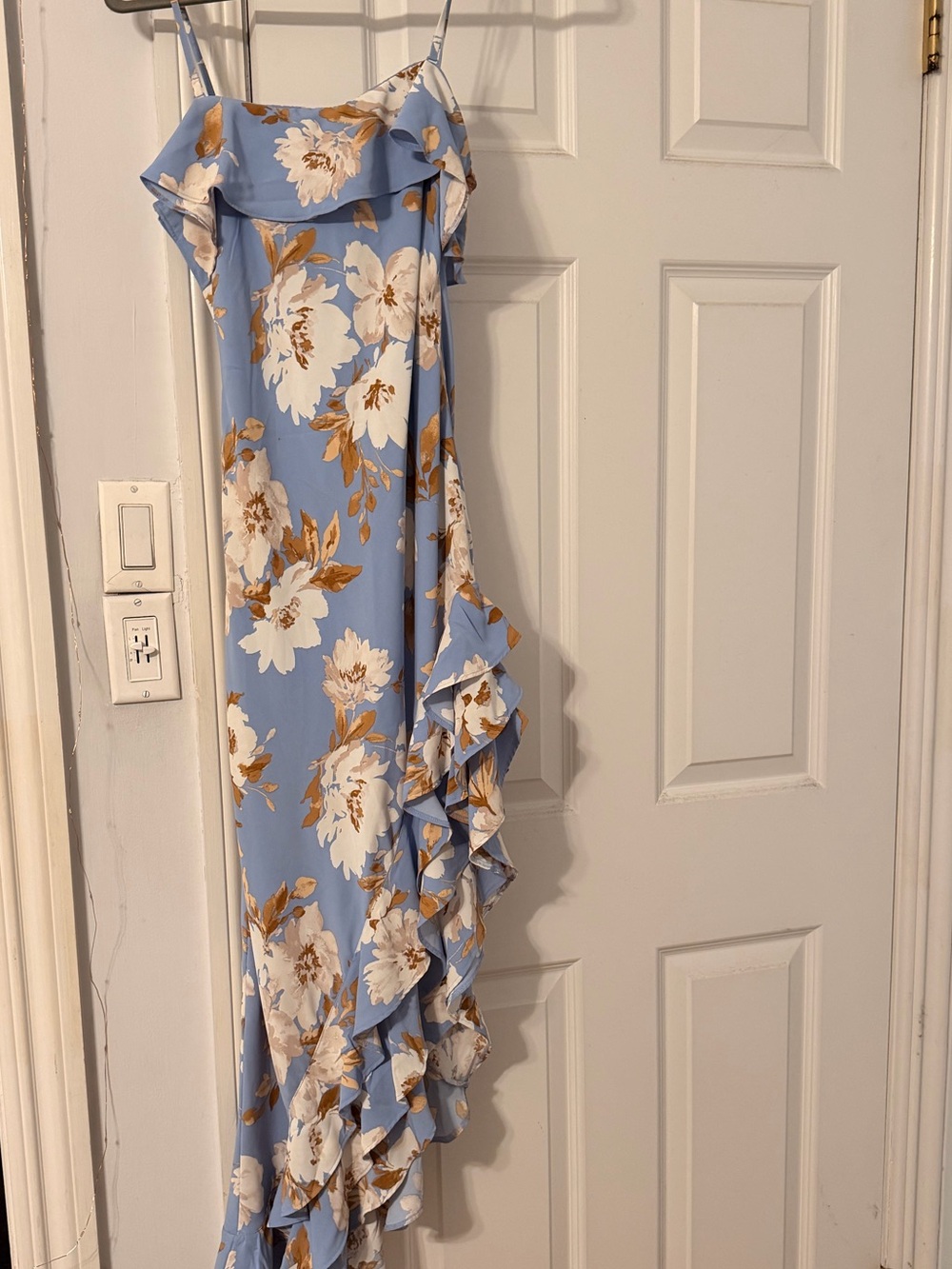 Abercrombie and Fitch asymmetrical ruffle high low midi dress